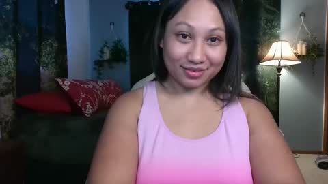 Snapshot of darkfairys chatting on 01-15-25, 07:34 SweetCreamer online show from 01-15-25, 07:34
