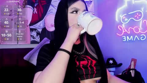 Snapshot of darki_shine_ chatting on 09-30-25, 03:17 cleitlin vinson online show from 09-30-25, 03:17