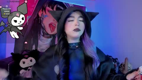 Snapshot of darki_shine_ chatting on 02-06-26, 01:36 cleitlin vinson online show from 02-06-26, 01:36