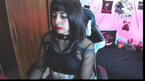 Snapshot of darkkittenuwu chatting on 11-16-25, 09:31 Hi Im Yuri independent modelhelp me get my 111 hands upuwu online show from 11-16-25, 09:31