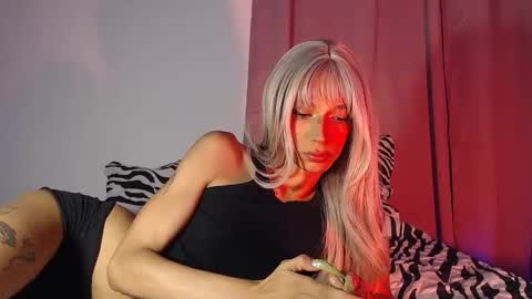 Snapshot of darkkprincess chatting on 10-22-25, 09:14 Angel online show from 10-22-25, 09:14