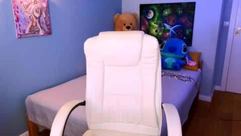 darkmoon____ online show from 10-22-25, 02:06