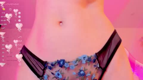 Snapshot of darkmousee chatting on 12-15-24, 01:32 Grace online show from 12-15-24, 01:32