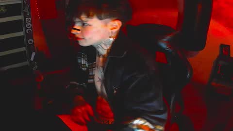 Snapshot of darkness_prince_x chatting on 11-07-25, 04:34 online show from 11-07-25, 04:34