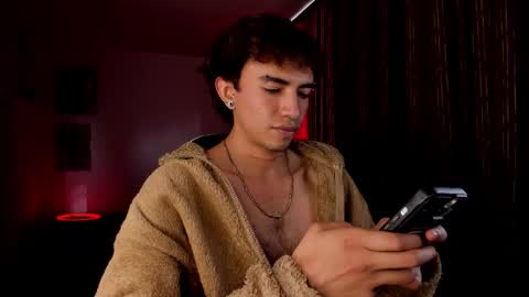 Snapshot of darkodark0 chatting on 03-10-26, 08:25 Darko online show from 03-10-26, 08:25