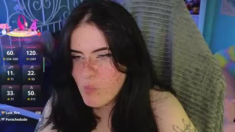 Snapshot of darksh1ne chatting on 12-03-25, 06:54 Shine online show from 12-03-25, 06:54