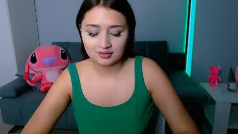 Snapshot of darksidelove_ chatting on 06-03-26, 04:45 Amelie online show from 06-03-26, 04:45