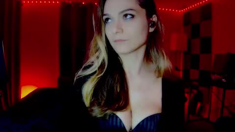 roseredgoddess online show from 09-14-25, 03:05