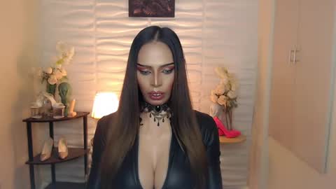 HAPPY BIRTHDAY MISTRESS MADRIANA online show from 12-03-24, 04:28