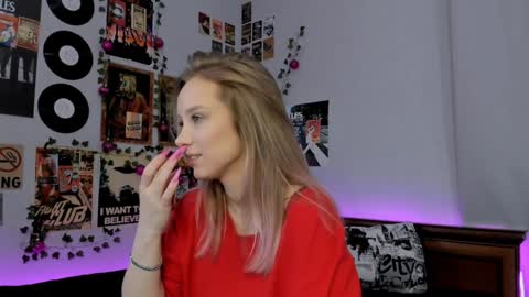 lina online show from 01-09-25, 12:03