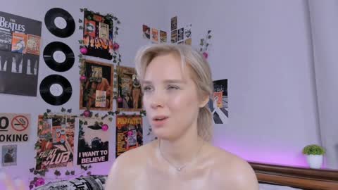 lina online show from 01-19-25, 02:36