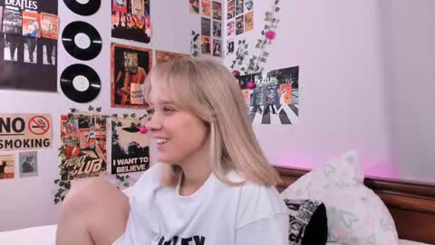 lina online show from 02-18-25, 11:19