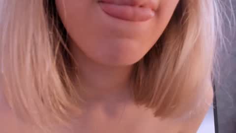 lina online show from 02-20-25, 02:29