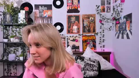 lina online show from 03-02-25, 09:01