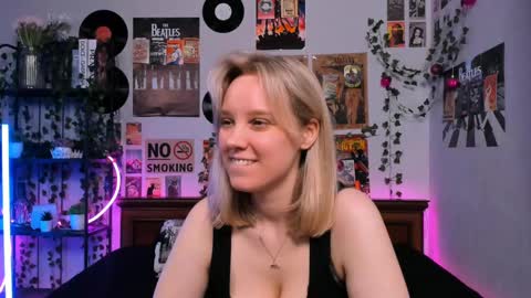 lina online show from 03-04-25, 11:43