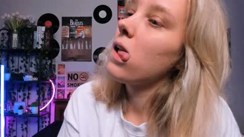 lina online show from 03-06-25, 08:37