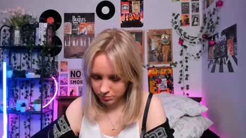 lina online show from 03-07-25, 09:06