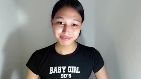 Snapshot of darling_sweetheartxx chatting on 11-09-25, 03:43 YOUR ATHENA online show from 11-09-25, 03:43