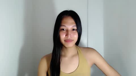 Snapshot of darling_sweetheartxx chatting on 11-23-25, 08:30 YOUR ATHENA online show from 11-23-25, 08:30