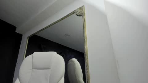 Darling online show from 02-27-25, 12:23