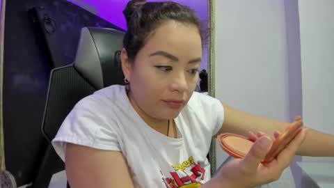 Darling online show from 01-16-26, 01:59