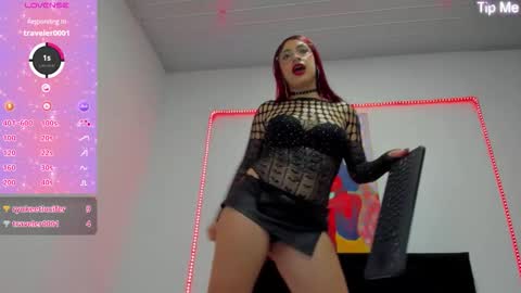 Darlyhooper online show from 02-25-26, 10:30