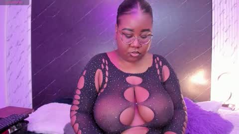  Darnell Queen online show from 09-11-25, 03:39