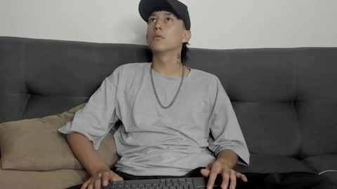 Snapshot of darsel_night chatting on 12-01-25, 08:25 darsel_night online show from 12-01-25, 08:25