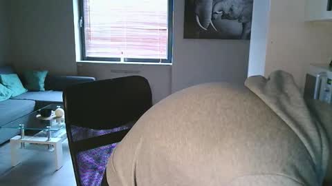 Snapshot of dartanjanas chatting on 10-05-25, 10:57 Dario online show from 10-05-25, 10:57