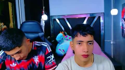 darwinandbrayan online show from 11-12-25, 08:08