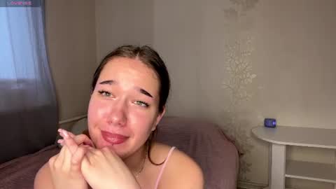 Lia online show from 07-18-26, 11:36