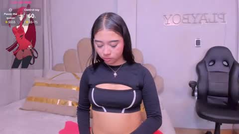 Snapshot of dashathompson chatting on 07-16-26, 09:43 dashathompson online show from 07-16-26, 09:43