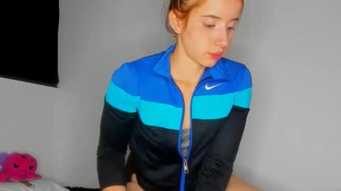 Dafne online show from 03-19-26, 01:53