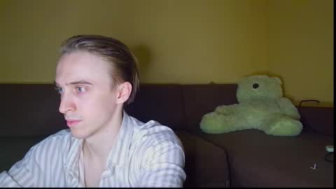 Snapshot of datalian chatting on 09-19-25, 05:57 datalian online show from 09-19-25, 05:57