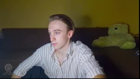 Snapshot of datalian chatting on 09-28-25, 03:50 datalian online show from 09-28-25, 03:50