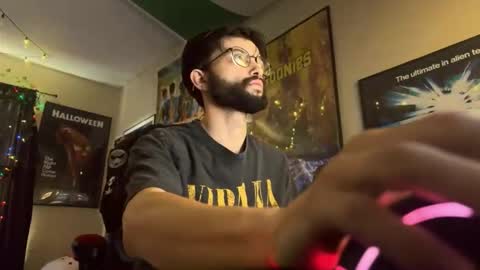 Tarantino online show from 12-20-25, 02:35