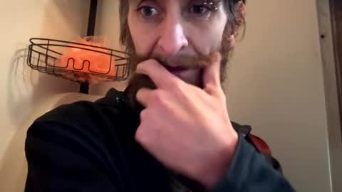 Snapshot of datitude chatting on 03-18-26, 07:11 datitude online show from 03-18-26, 07:11