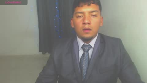 Snapshot of dav1d_xxx chatting on 05-11-26, 04:29 David online show from 05-11-26, 04:29