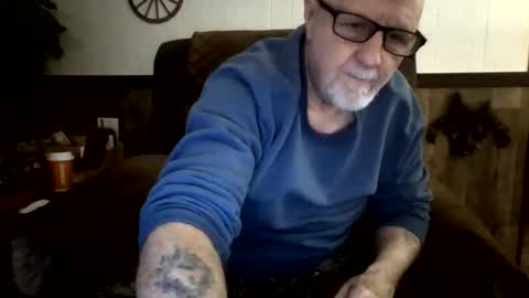 Snapshot of dave571960 chatting on 03-23-26, 10:30 dave571960 online show from 03-23-26, 10:30