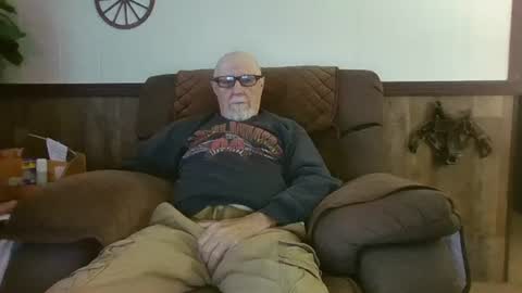 dave571960 online show from 07-17-26, 09:49