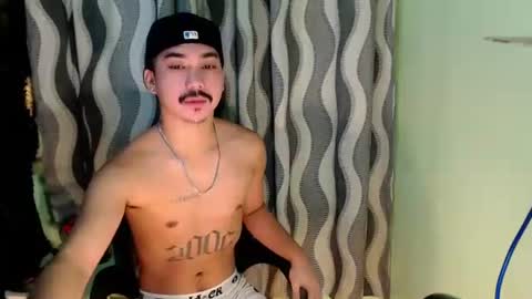 Snapshot of dave_cummers chatting on 06-18-26, 02:01 DAVE online show from 06-18-26, 02:01