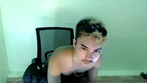 Snapshot of dave_cummers chatting on 07-02-26, 03:23 DAVE online show from 07-02-26, 03:23