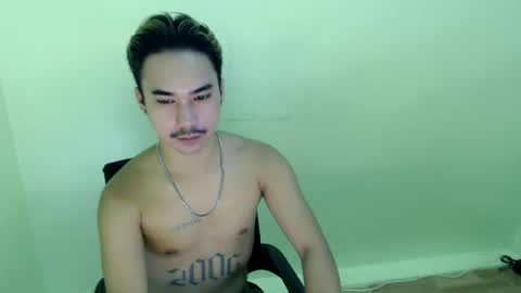 Snapshot of dave_cummers chatting on 07-04-26, 03:24 DAVE online show from 07-04-26, 03:24