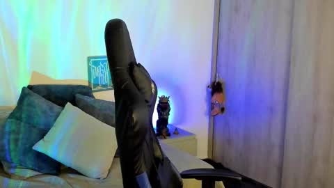 DAVE MAX online show from 11-14-25, 10:03