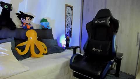 DAVE MAX online show from 03-28-26, 03:39