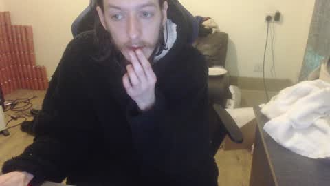 Snapshot of daver281197 chatting on 01-10-25, 06:53 dave online show from 01-10-25, 06:53