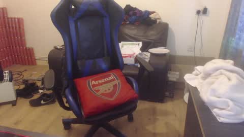 Snapshot of daver281197 chatting on 01-23-25, 08:25 dave online show from 01-23-25, 08:25