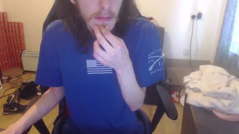 Snapshot of daver281197 chatting on 02-08-25, 12:50 dave online show from 02-08-25, 12:50