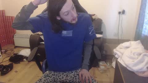 Snapshot of daver281197 chatting on 02-23-25, 02:25 dave online show from 02-23-25, 02:25