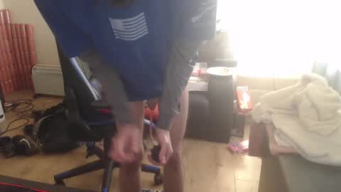 Snapshot of daver281197 chatting on 03-05-25, 04:46 dave online show from 03-05-25, 04:46